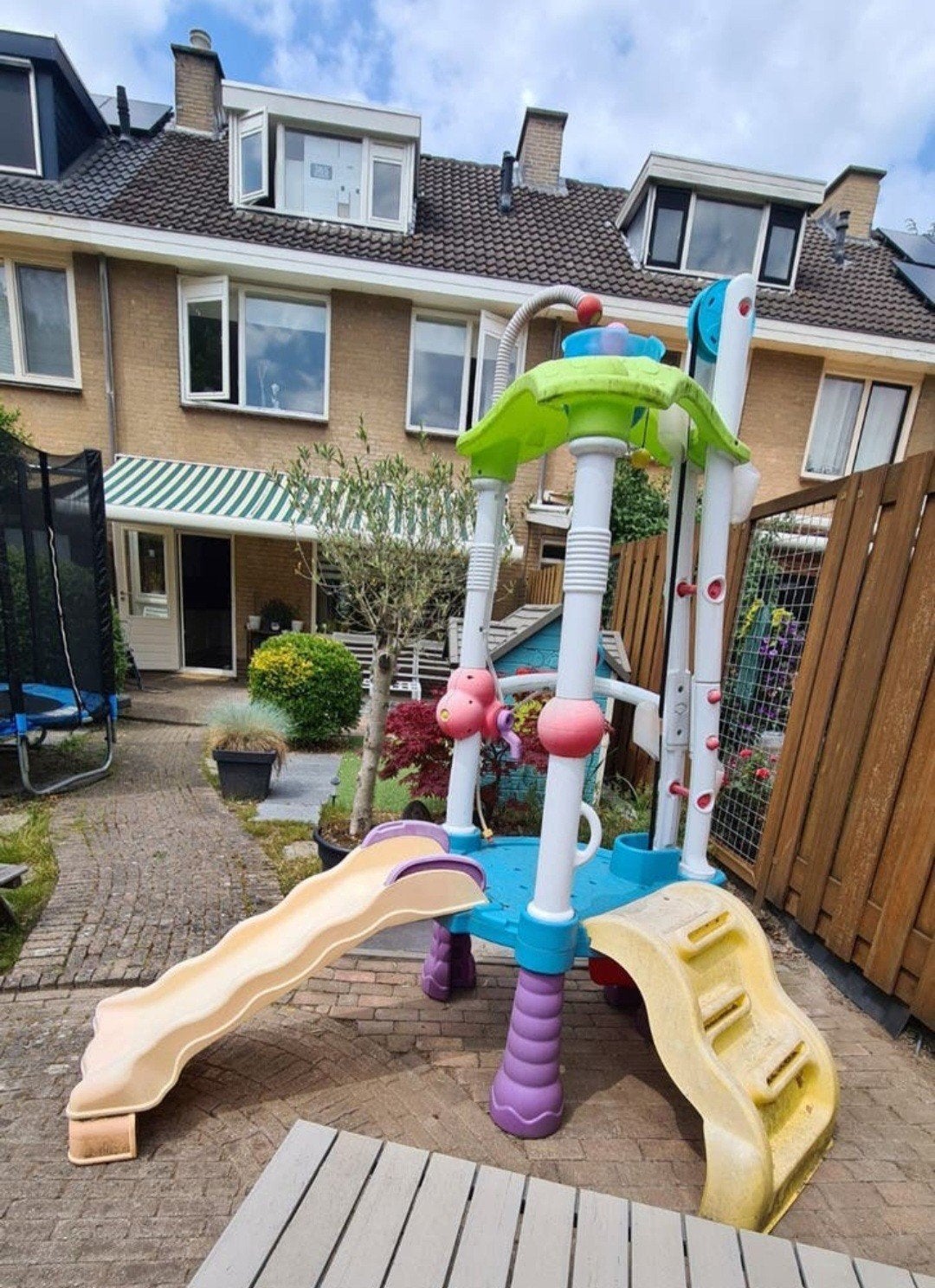 Speeltoestel little tikes met glijbaan-waterslang (zit los), Ophalen, Gebruikt