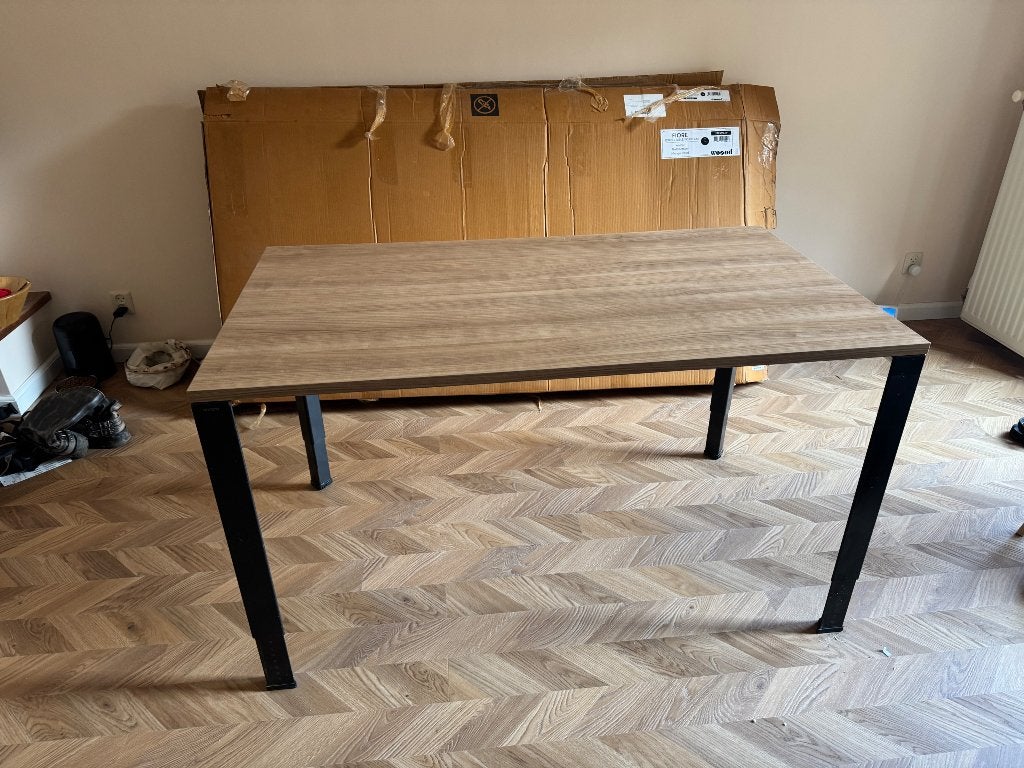 Ahrend 700 bureau /tafel - 140x80, Ophalen, Gebruikt, Hout, In hoogte verstelbaar