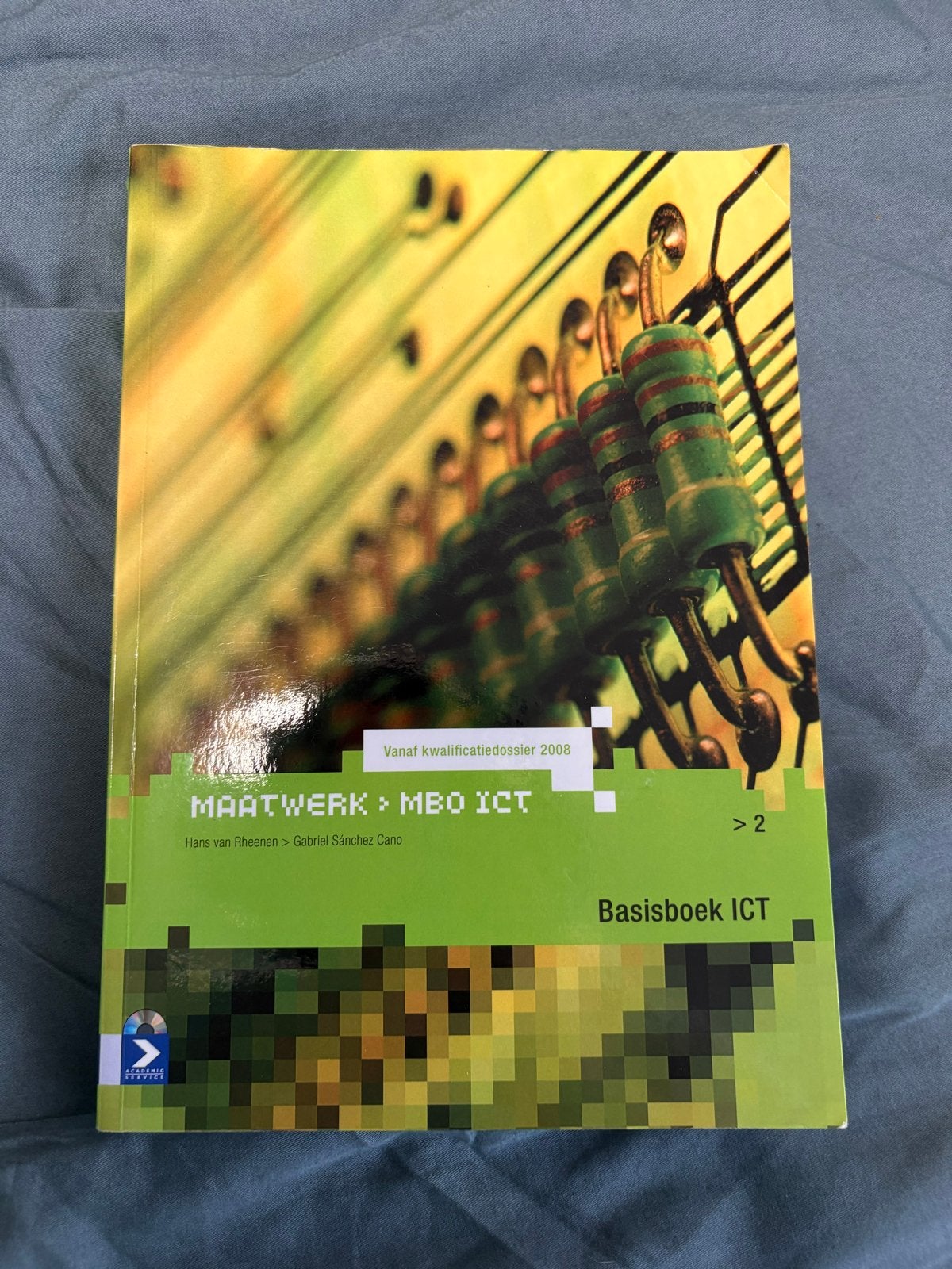 Maatwerk MBO ICT Basisboek ICT - Zo goed als nieuw, Ophalen of Verzenden, Beta, Zo goed als nieuw, MBO