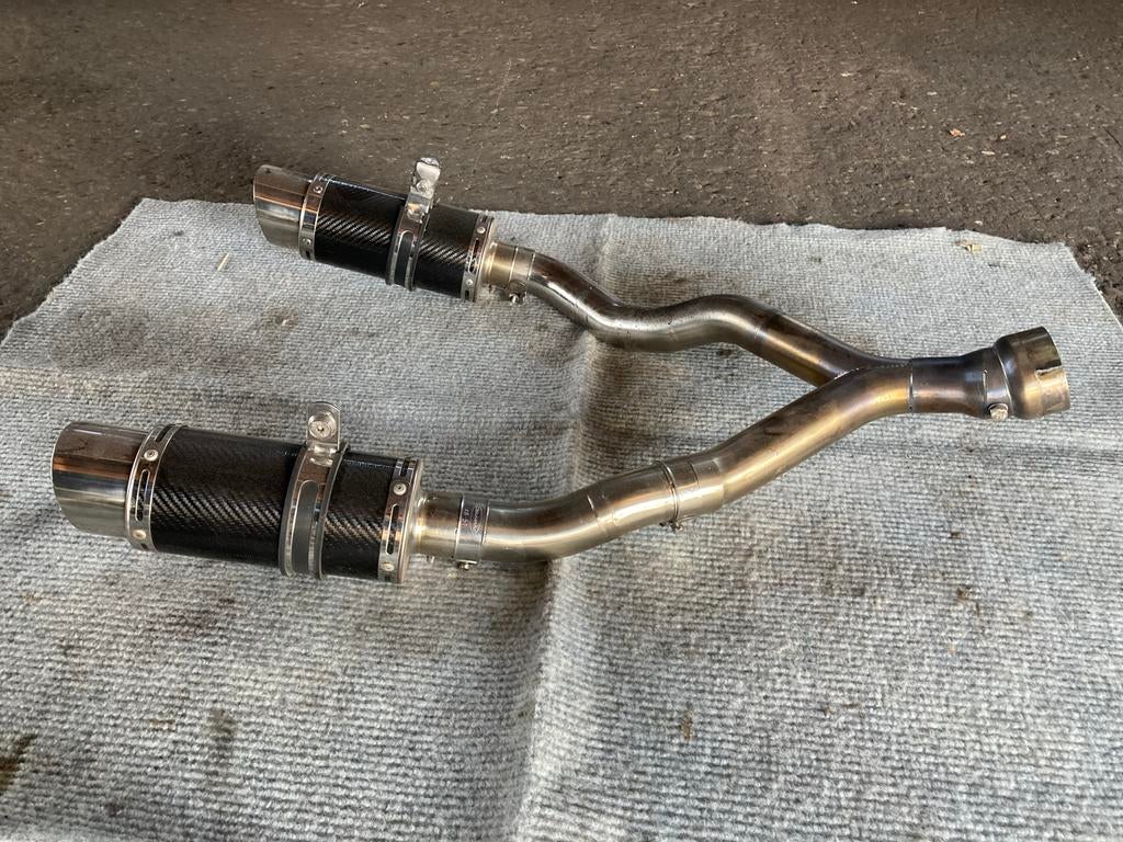Delkevic uitlaatsysteem Kawasaki Z900 RS, Ophalen