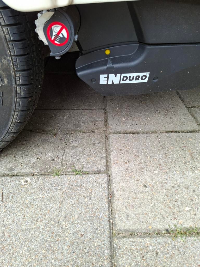 Award Daystar 1998 met Enduro Mover en luifel