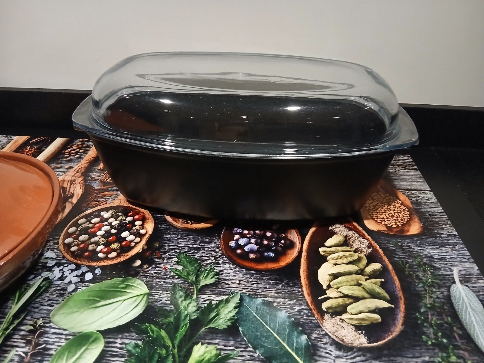 Gietijzeren braadpan met glazen deksel 8,5 liter, Gebruikt, Ophalen of Verzenden, Overige merken, Braadpan