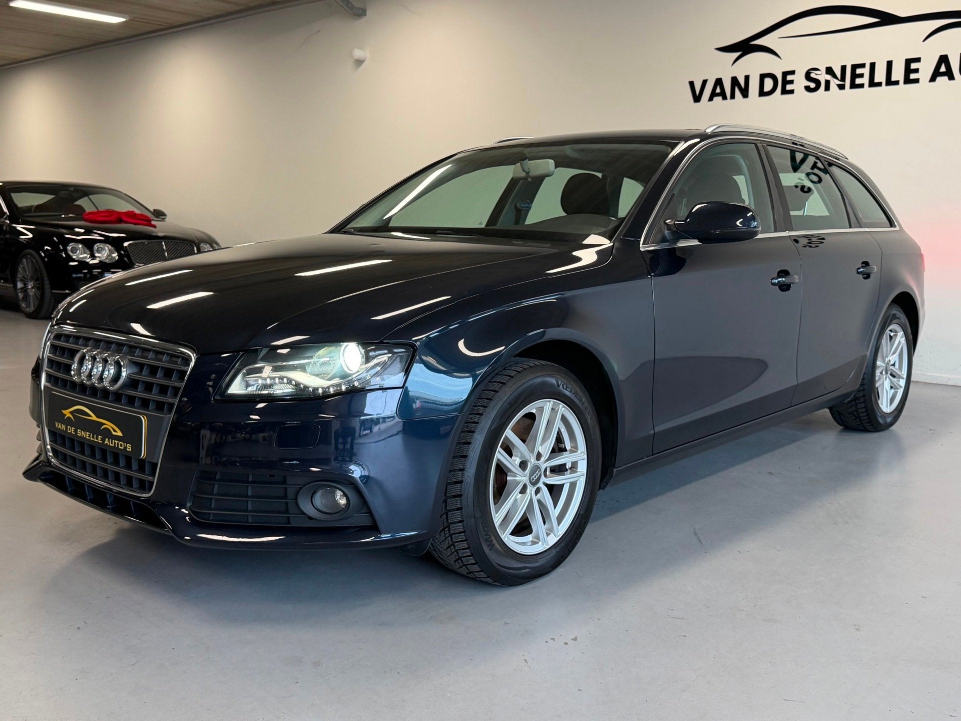 Audi A4 Avant 1.8 TFSI Pro Line Business NIEUWEKETTING/PANO/, Auto's, Voorwielaandrijving, Euro 5, Gebruikt, Adaptive Cruise Control