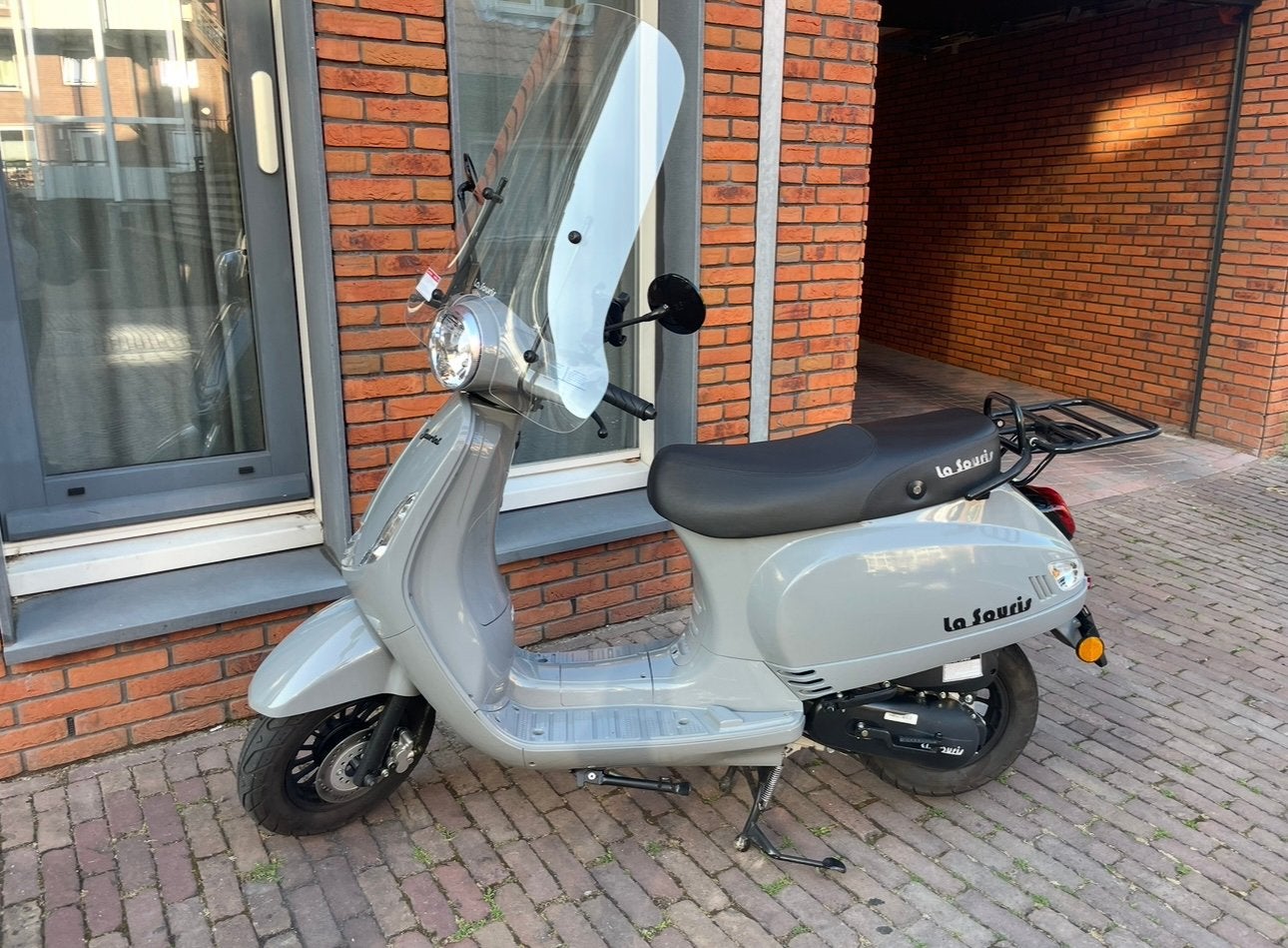La Souris Sourini | Slechts 1.708 km | Geel kenteken, Zo goed als nieuw, Benzine, Ophalen, Overige merken