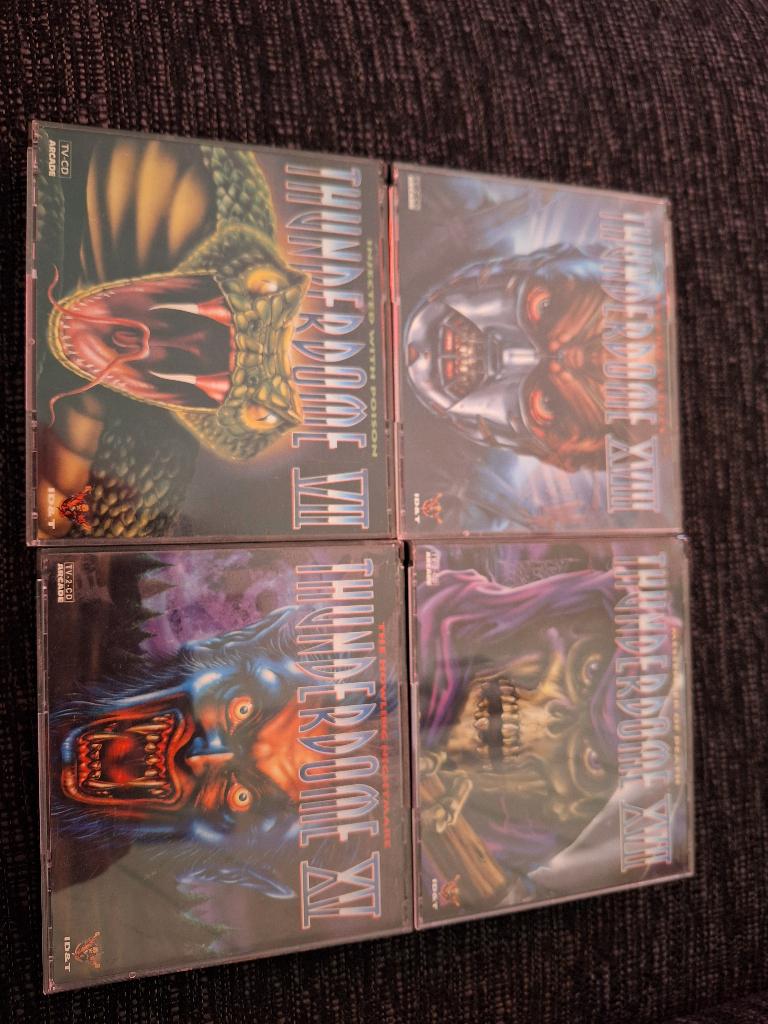 Thunderdome cd's, Ophalen, Zo goed als nieuw, Overige genres