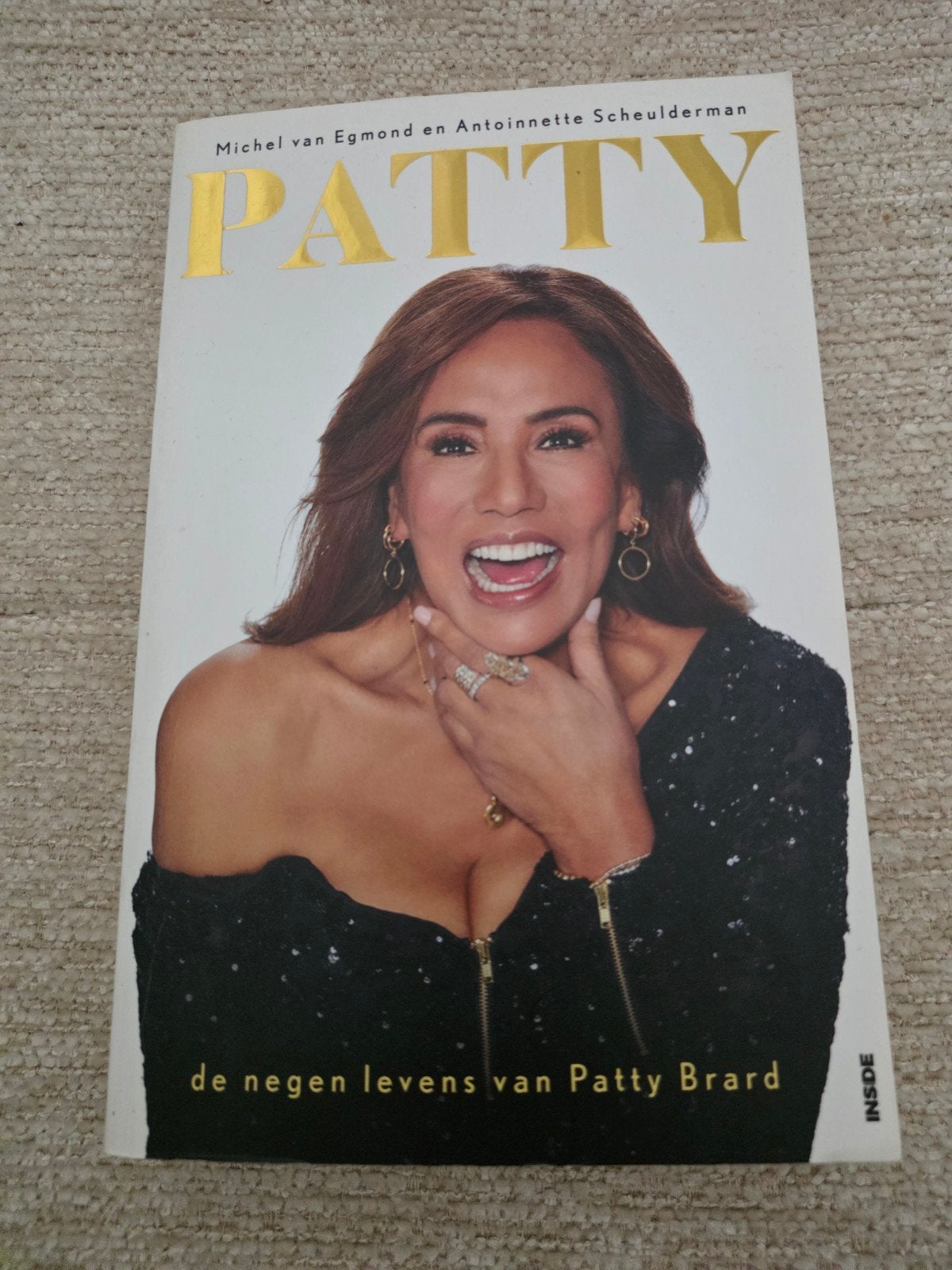 Patty: De negen levens van Patty Brard - Boek, Ophalen of Verzenden, Zo goed als nieuw, Michel van Egmond en Antoinette Scheulderman