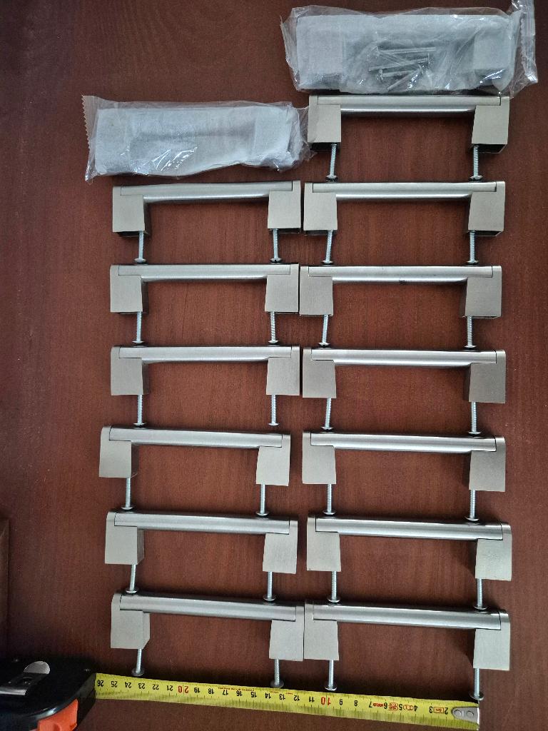 Keukenkast greepjes, 15 stuks, Minder dan 50 cm, Overige kleuren, Ophalen of Verzenden, Zo goed als nieuw