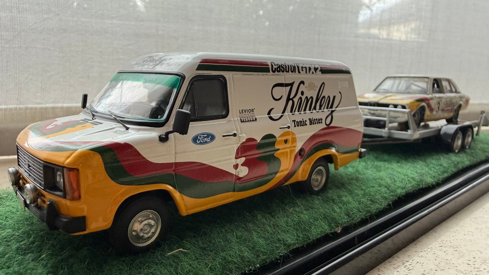 Team Kinley 24h Spa Francorchamps-Ford Transit & BMW 530 gr2, Ophalen of Verzenden, Zo goed als nieuw, Auto, Overige merken