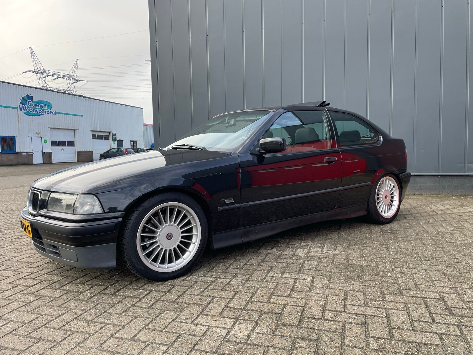 BMW 316i e36 California Edition /Open Air, Auto's, 1596 cc, Zwart, 4 cilinders, Zwart