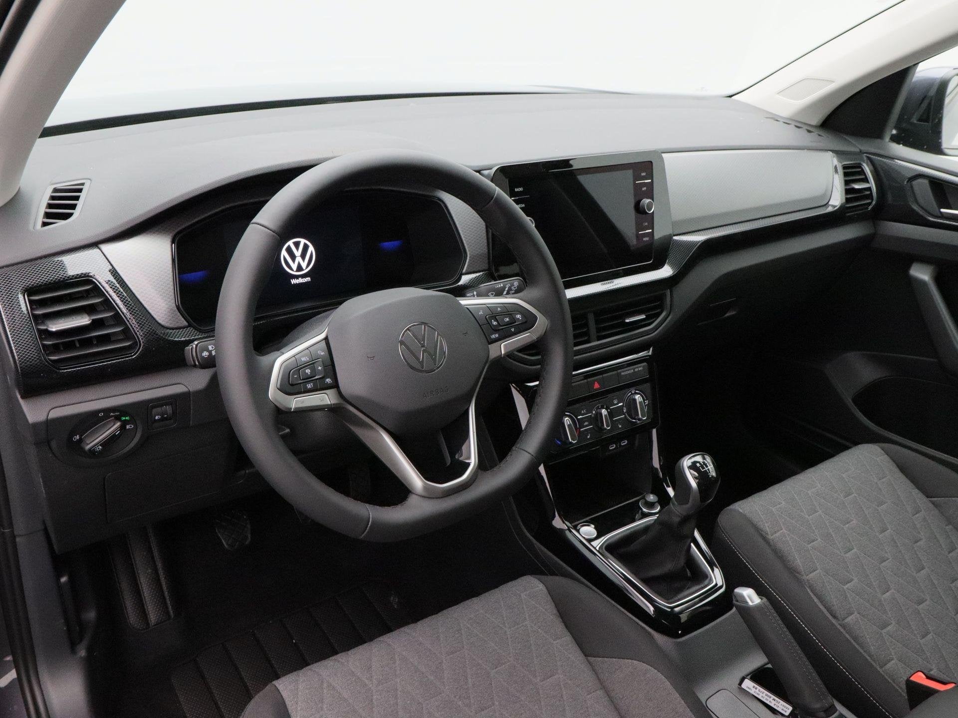 Volkswagen T-Cross Life Edition 1.0 TSI 95 PK | Stoelverwarm, Voorwielaandrijving, Lichtsensor, Euro 6, 95 pk