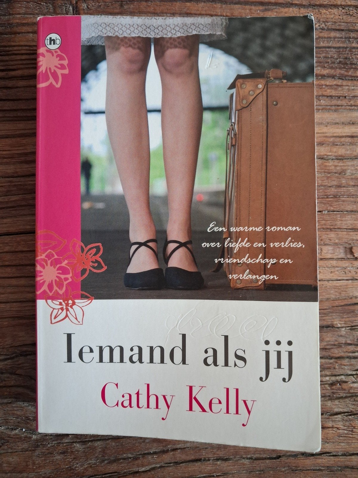 Te koop:Cathy Kelly, Iemand als jij, Ophalen of Verzenden, Gelezen
