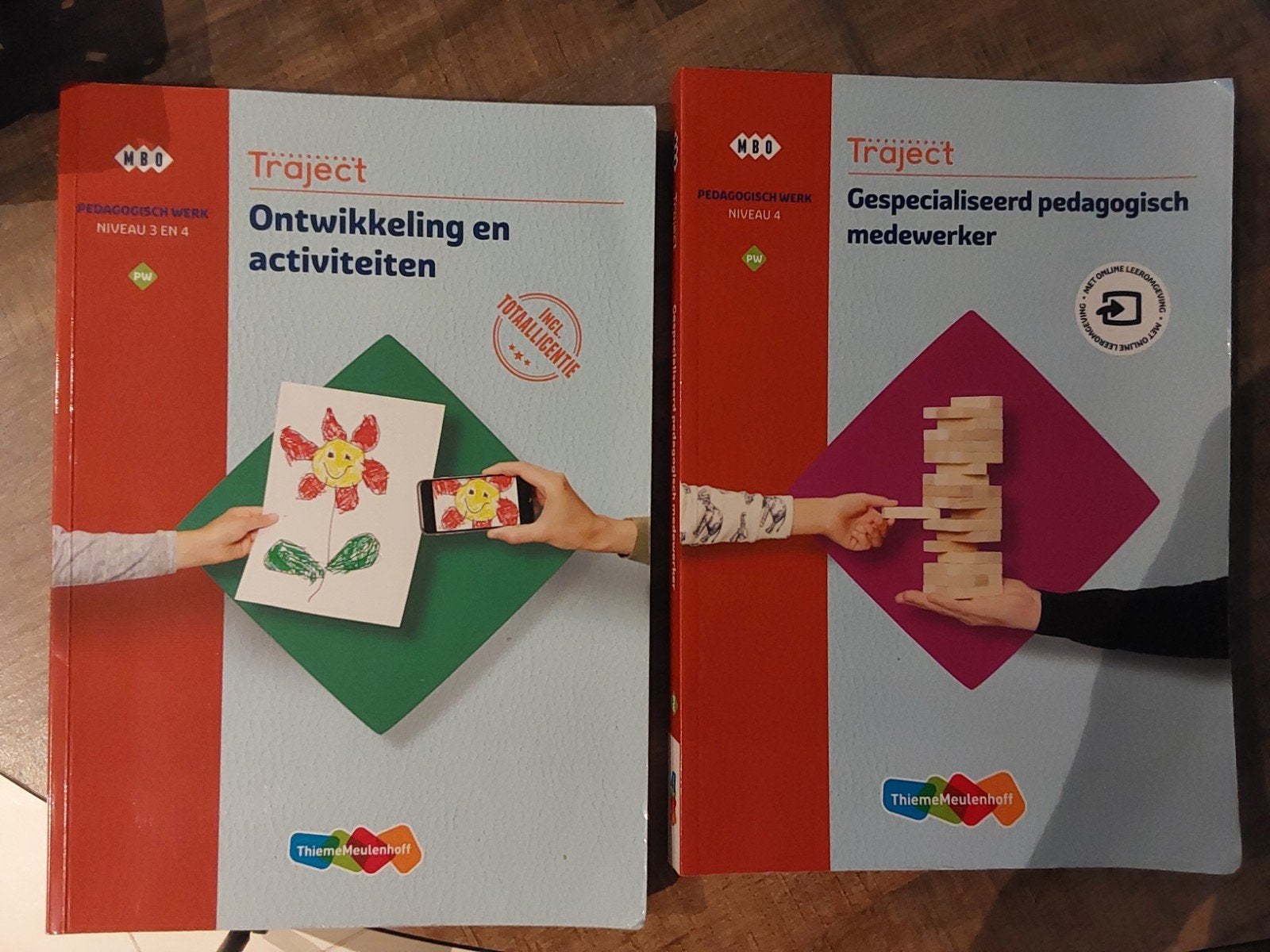 2 boeken Pedagogisch Werk Niveau 3 en 4, Ophalen, Beta, Zo goed als nieuw, MBO