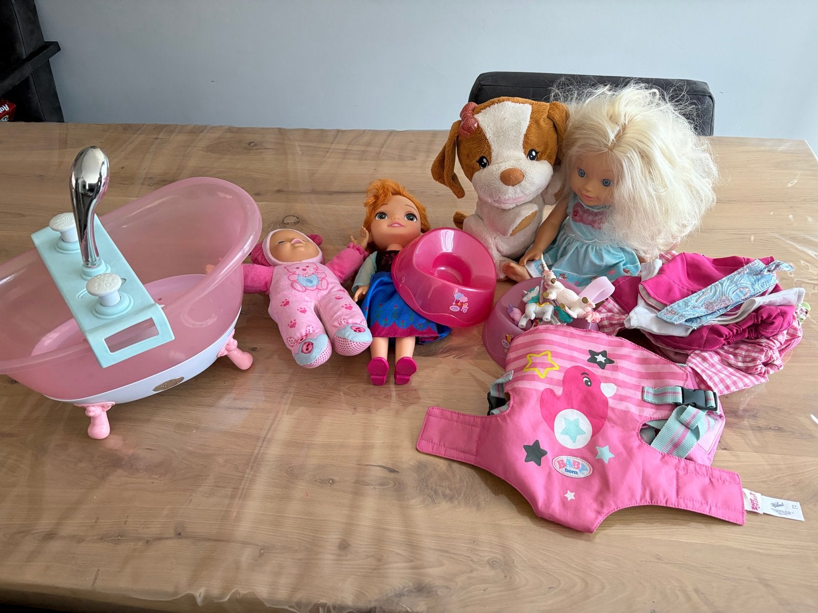 Grote set poppen en accessoires: Baby Born, Anna, badje, Kinderen en Baby's, Speelgoed | Poppen, Ophalen, Gebruikt, Babypop