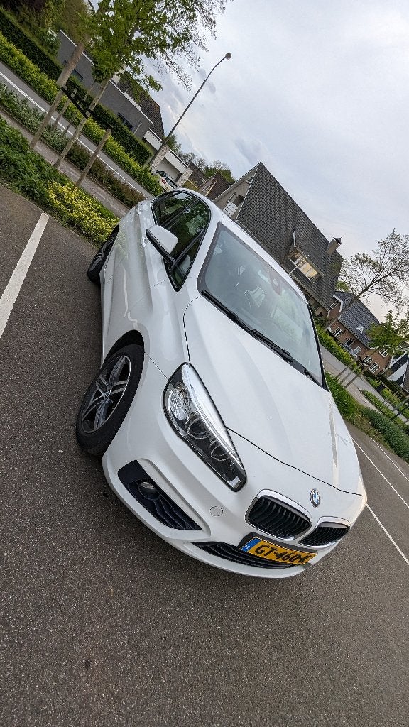BMW 2-Serie Active Tourer 218d 150pk Aut 2015 | Pano | Navi, Auto's, 1995 cc, 4 cilinders, 150 pk, Wit