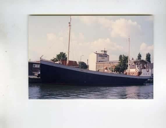 scheepvaart-foto-irma, Ophalen of Verzenden, Zo goed als nieuw, Motorboot, Boek of Tijdschrift