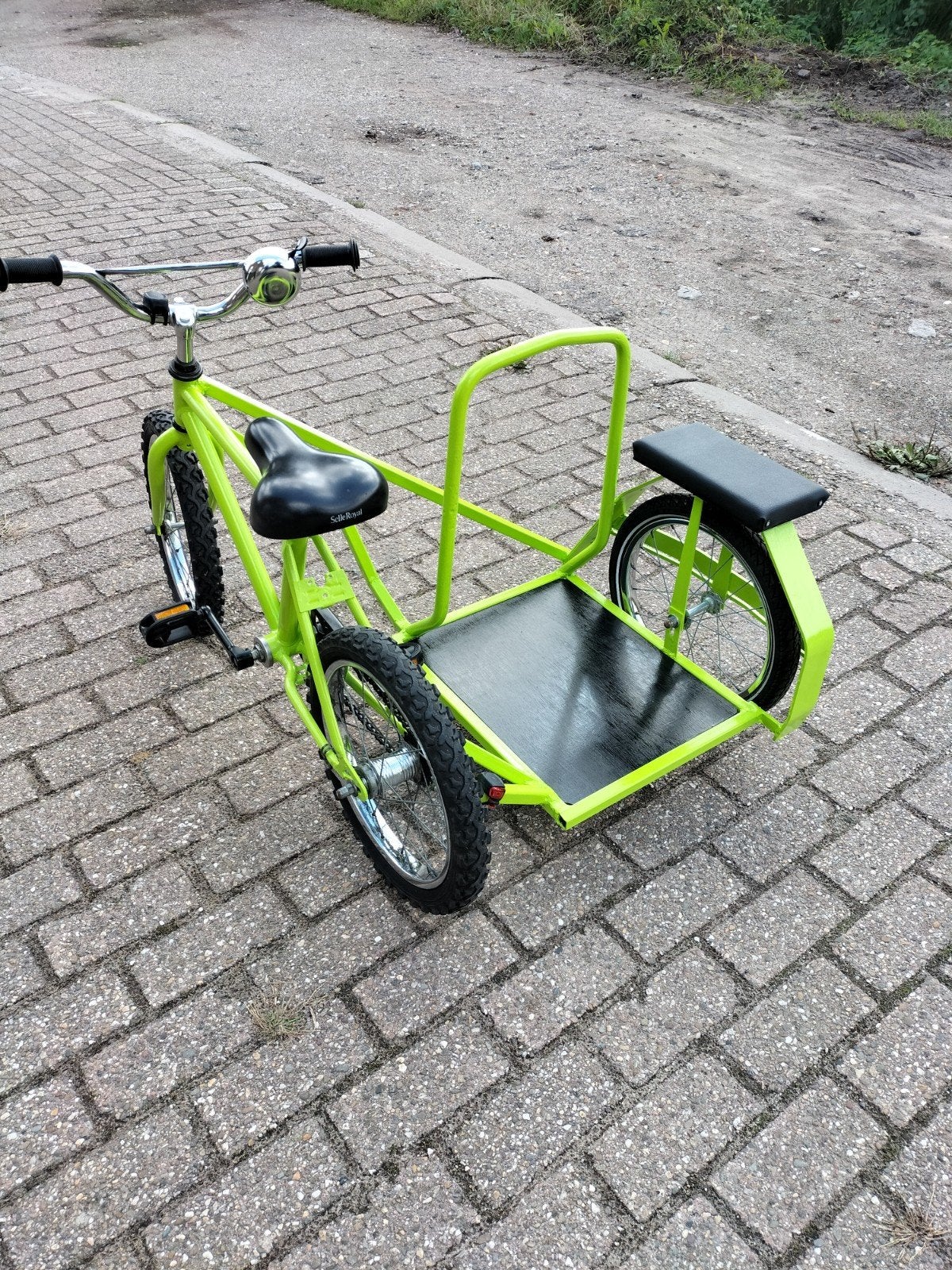 fiets met zijspan, Ophalen