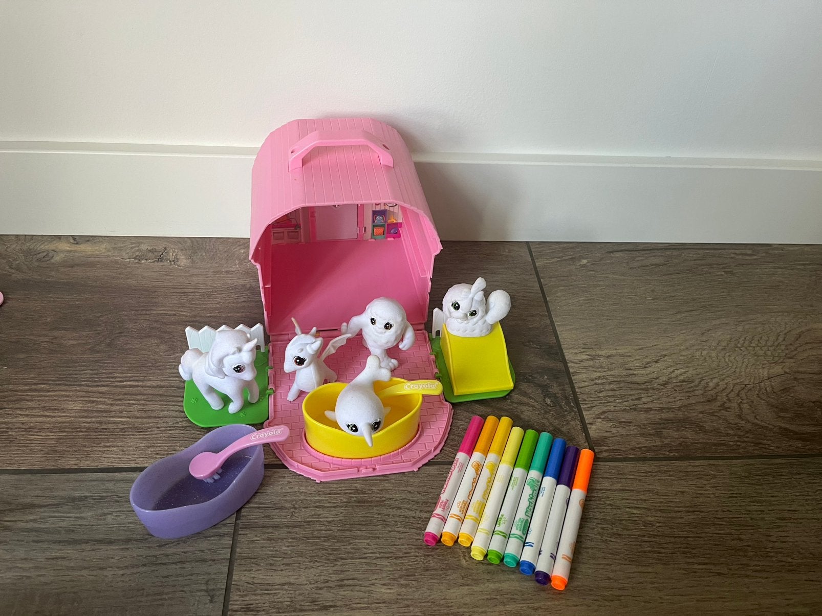 Crayola - Washimals met extra diertjes, bad en stiftjes, Ophalen, Zo goed als nieuw
