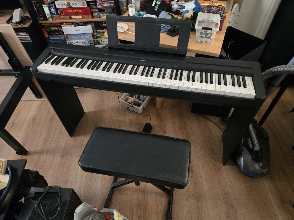 Yamaha P45 piano te koop, Ophalen, Zwart, Digitaal, Zo goed als nieuw