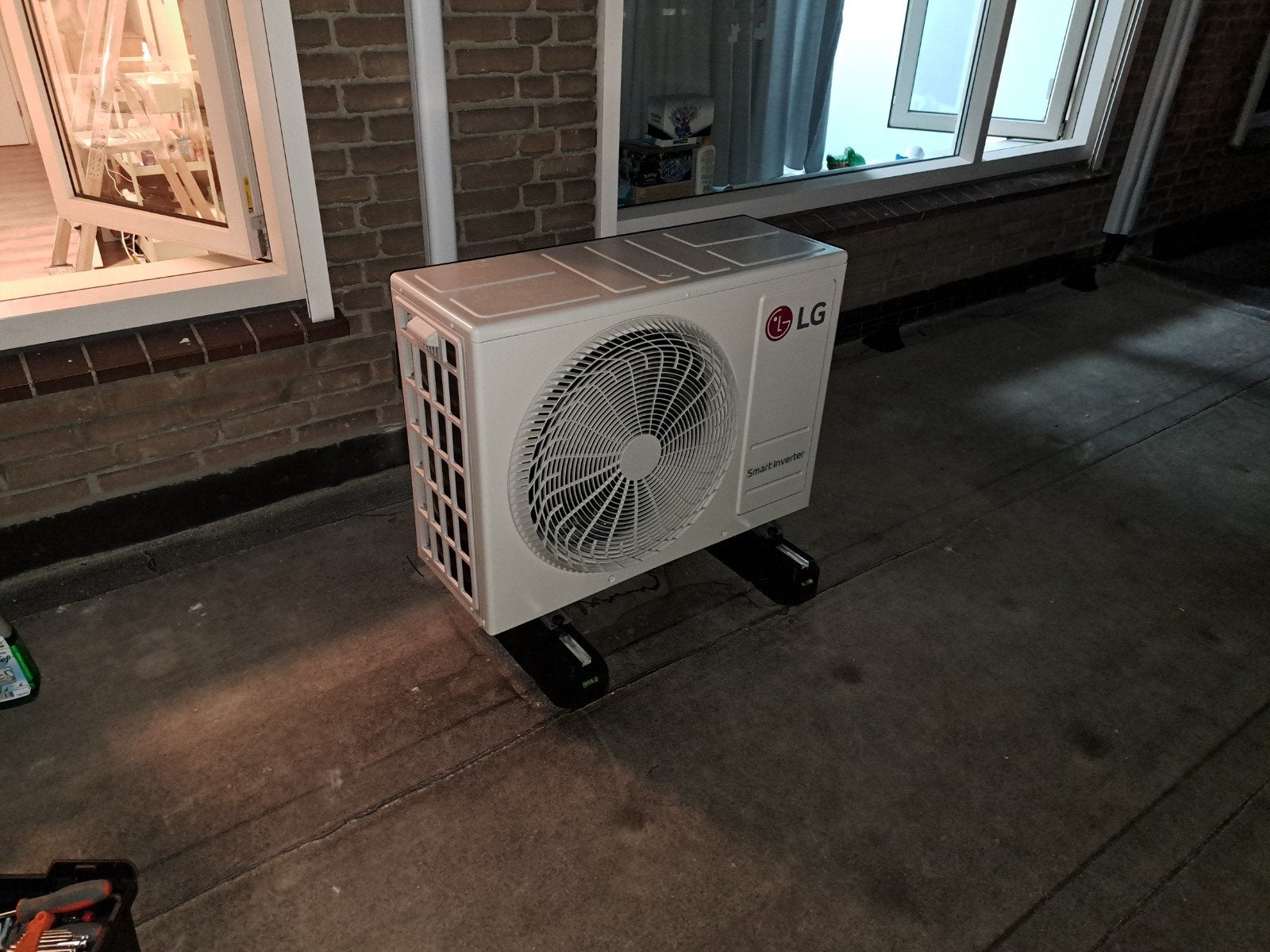AIRCO SERVICE EINDHOVEN EN OMSTREKEN, Ophalen