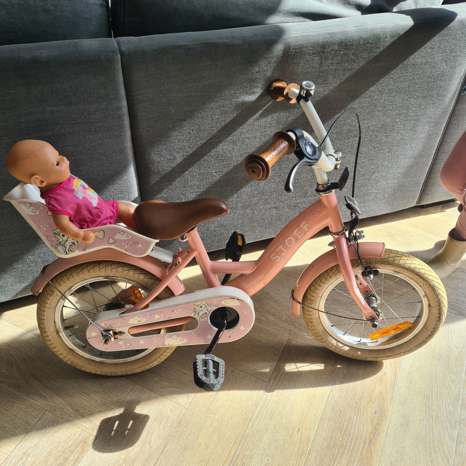Leuke roze sjoef fiets 12 inch met handrem, Fietsen en Brommers, Fietsen | Kinderfietsjes, Ophalen of Verzenden, Gebruikt, Minder dan 16 inch