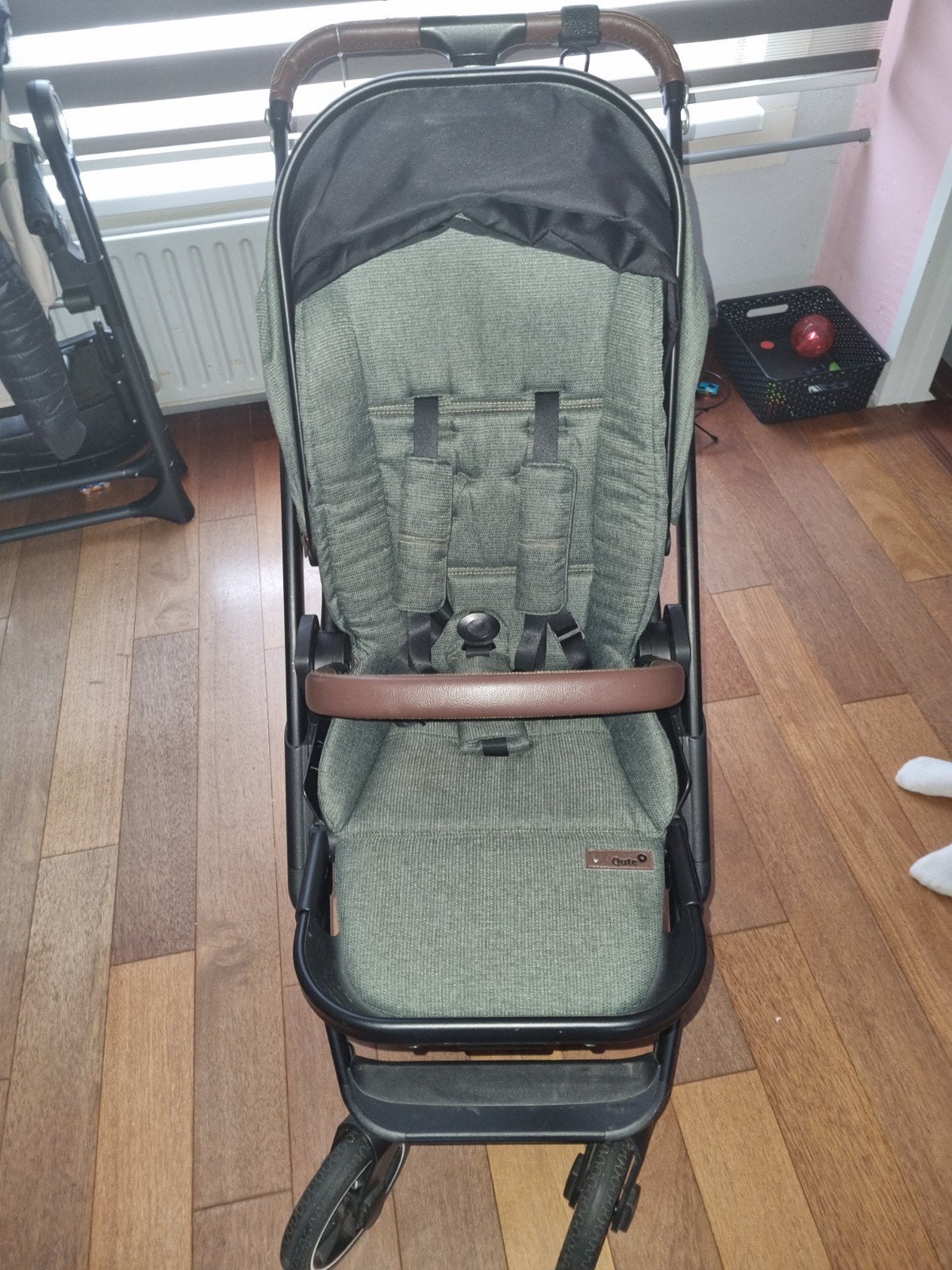 Qute Q-Smart combiwagen met reiswieg en autostoel, Kinderen en Baby's, Ophalen, Zo goed als nieuw, Overige merken, Met reiswieg