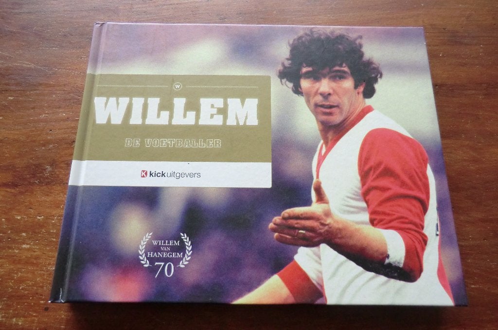 boek - Willem - de voetballer / Willem van Hanegem 70 jaar, Ophalen of Verzenden, Zo goed als nieuw, Balsport