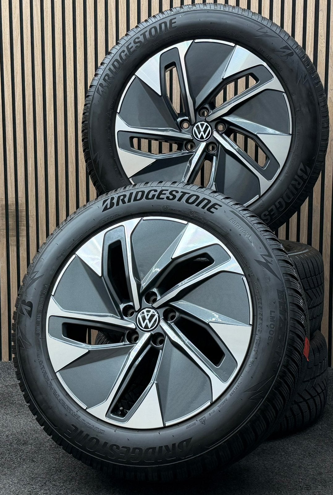 WINTER! Originele 19 inch VW ID.4 ID.5 Hamar Bridgestone ‘25, Auto-onderdelen, ., Banden en Velgen, Winterbanden, 235 mm