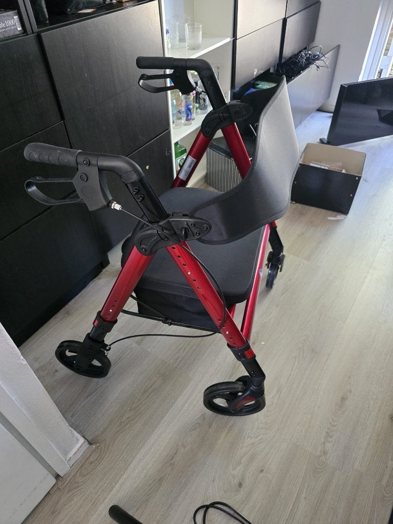 Rollator Goliat XXL tot 200 kg - Rood, Diversen, Rollators, Ophalen, Lichtgewicht, Zo goed als nieuw