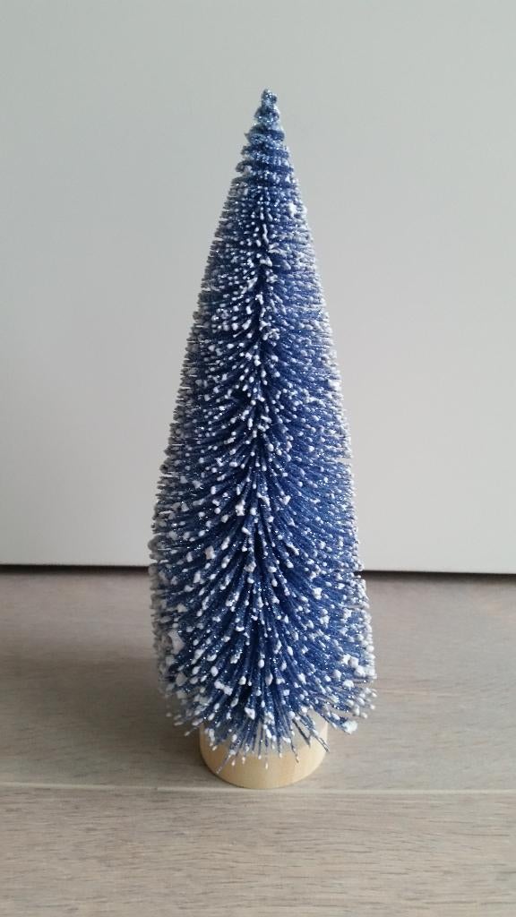 blauw kerstboompje met glitters en sneeuw - 23,5 cm hoog, Ophalen of Verzenden, Nieuw