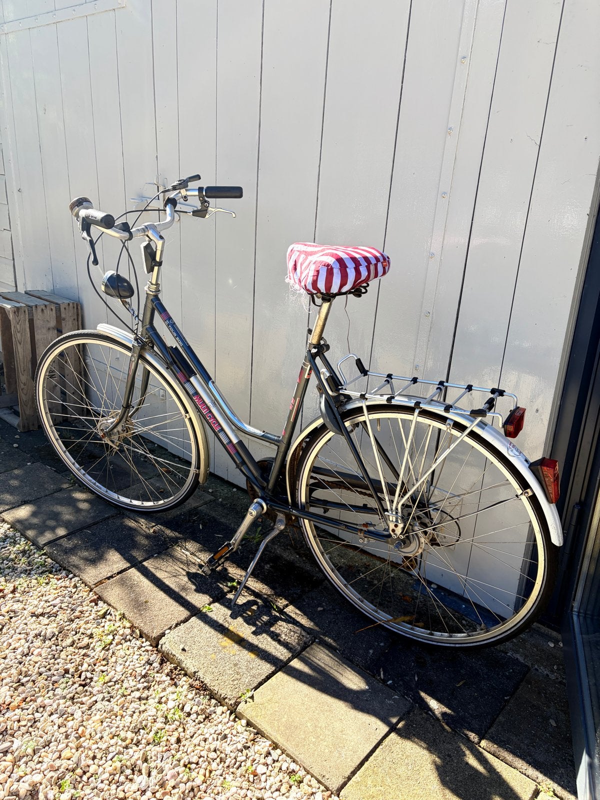 Foto 2 van Damesfietsen Multicycle