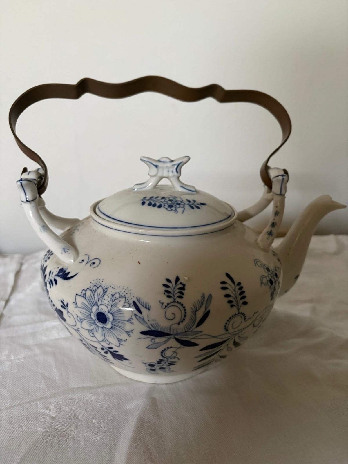 Antieke Delfts Blauwe Theepot met Metalen Hengsel, Ophalen of Verzenden