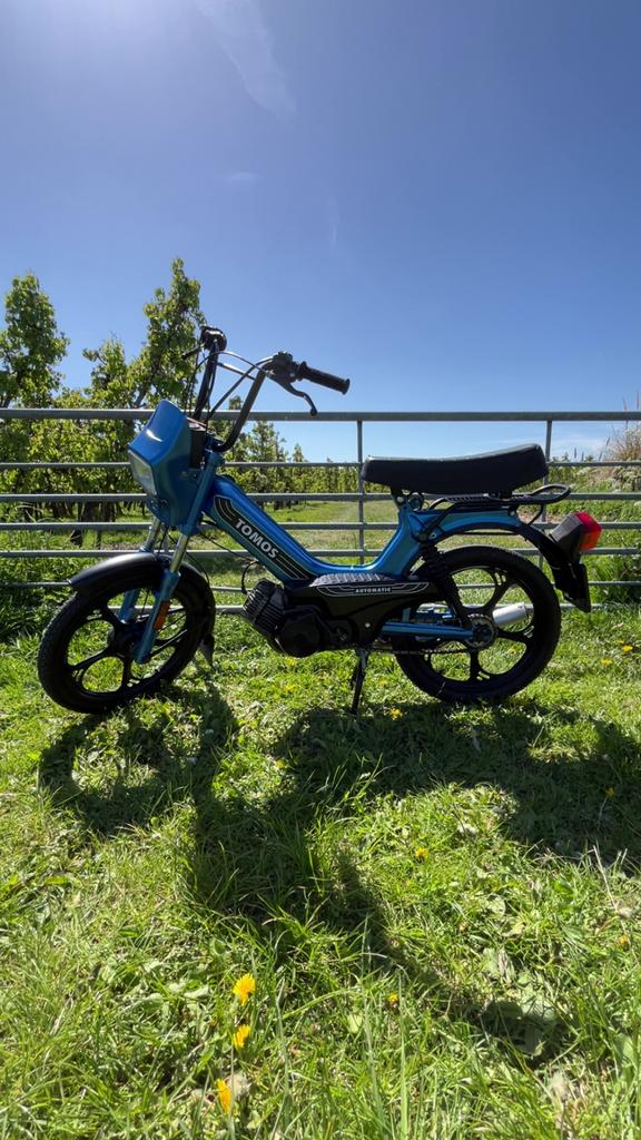 Tomos Quadro - blauwe plaat, Fietsen en Brommers, Brommers | Tomos, Ophalen, Gebruikt, Maximaal 25 km/u, Quadro