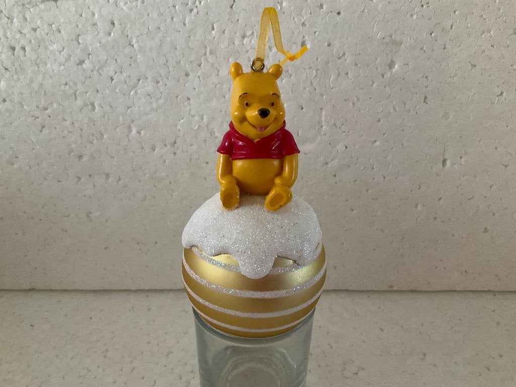 Disney Winnie de poeh - kerstbal - ornament, Ophalen of Verzenden, Winnie de Poeh of vrienden, Zo goed als nieuw, Beeldje of Figuurtje