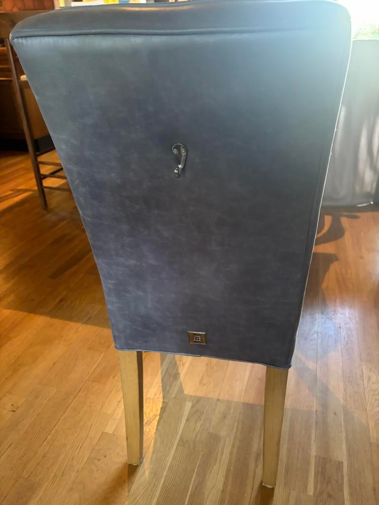 4 Riviera Maison eetkamerstoel - Grijs met houten poten, Gebruikt, Ophalen of Verzenden, Hout, Eén