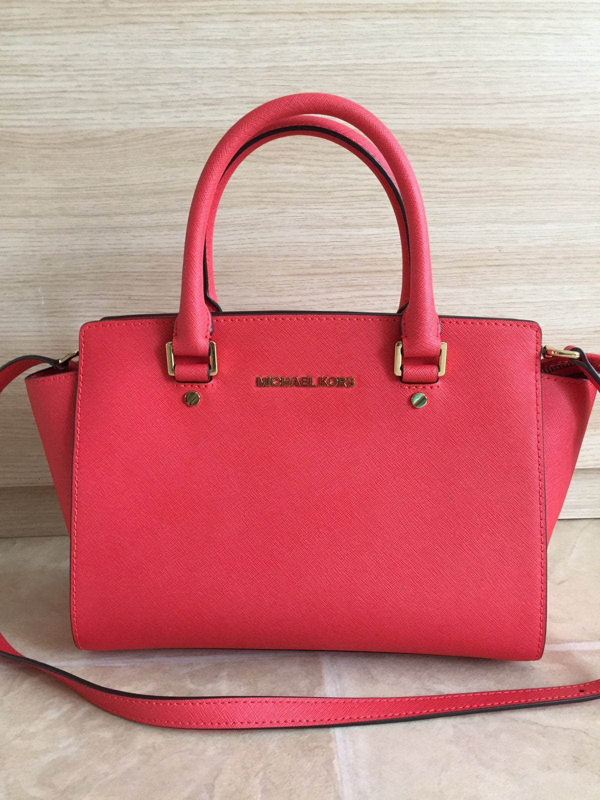 Michael Kors Handtas Koraalrood, Ophalen of Verzenden, Zo goed als nieuw, Rood, Handtas