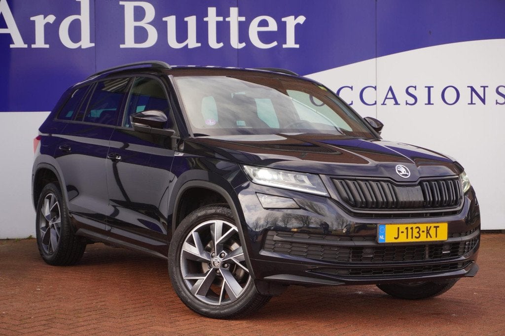 Skoda Kodiaq 1.5 TSI Sportline Business / 1EIG / Camera / Ca, Auto's, Skoda, Euro 6, 4 cilinders, 150 pk, Zwart