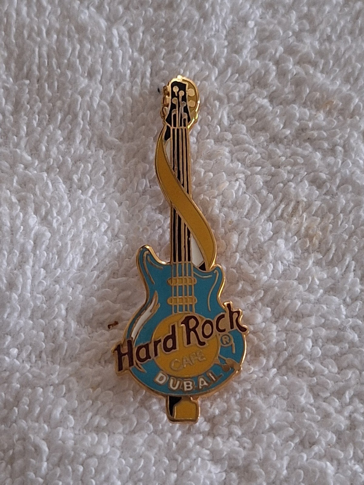Hard Rock Cafe: DUBAI , Emaille Speld, Verzamelen, Verzenden, Zo goed als nieuw, Merk, Speldje of Pin