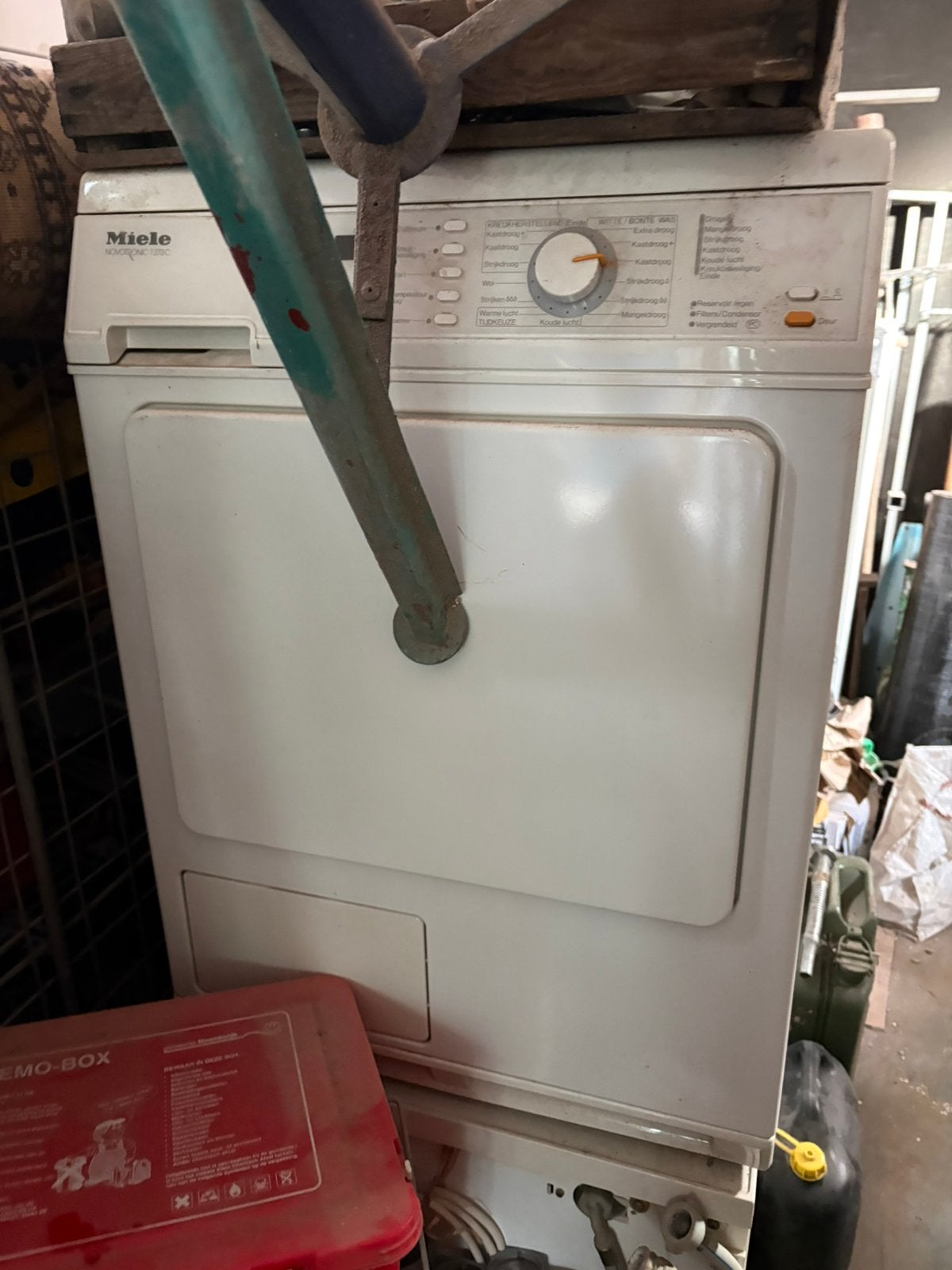 Miele Novotronic T273C condensdroger, Ophalen, Gebruikt, 4 tot 6 kg, Voorlader