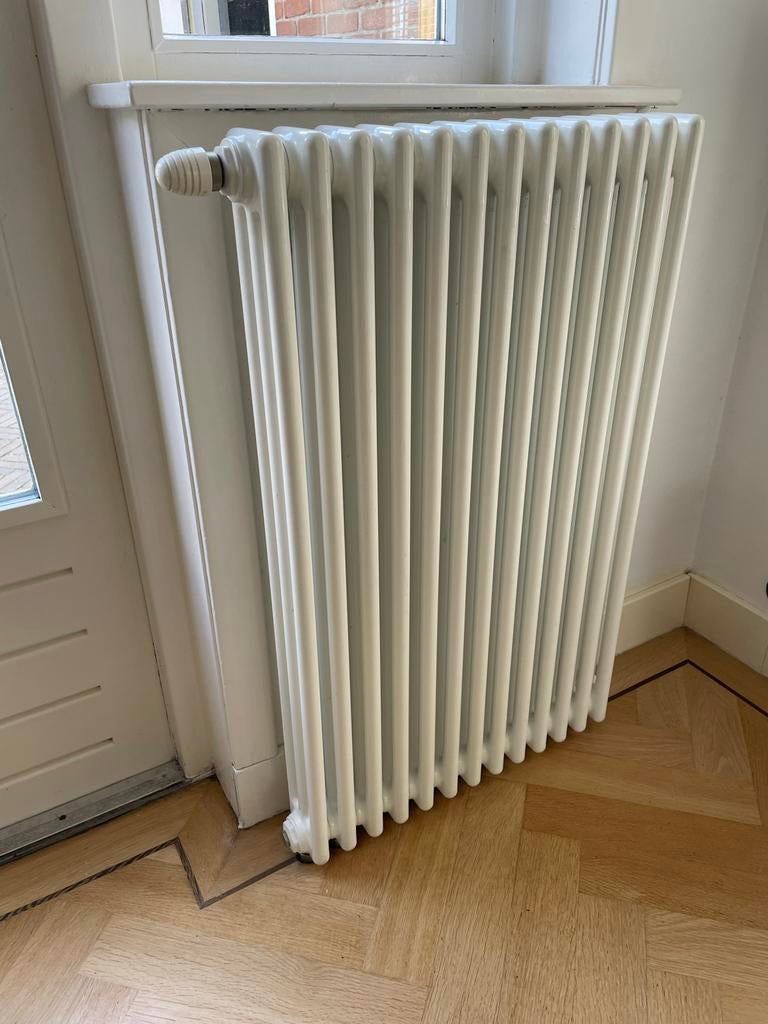 5x Hudson Reed design radiatoren met onderaansluiting, Ophalen, Radiator, Zo goed als nieuw, 60 tot 150 cm