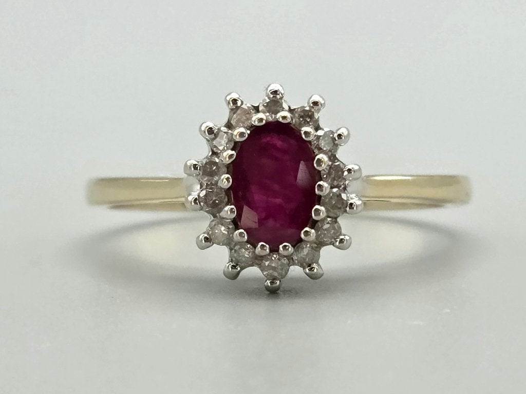 Gouden Vintage ring edelsteen robijn en diamanten. 2026/536, 18 tot 19, ., Ophalen of Verzenden, Zo goed als nieuw