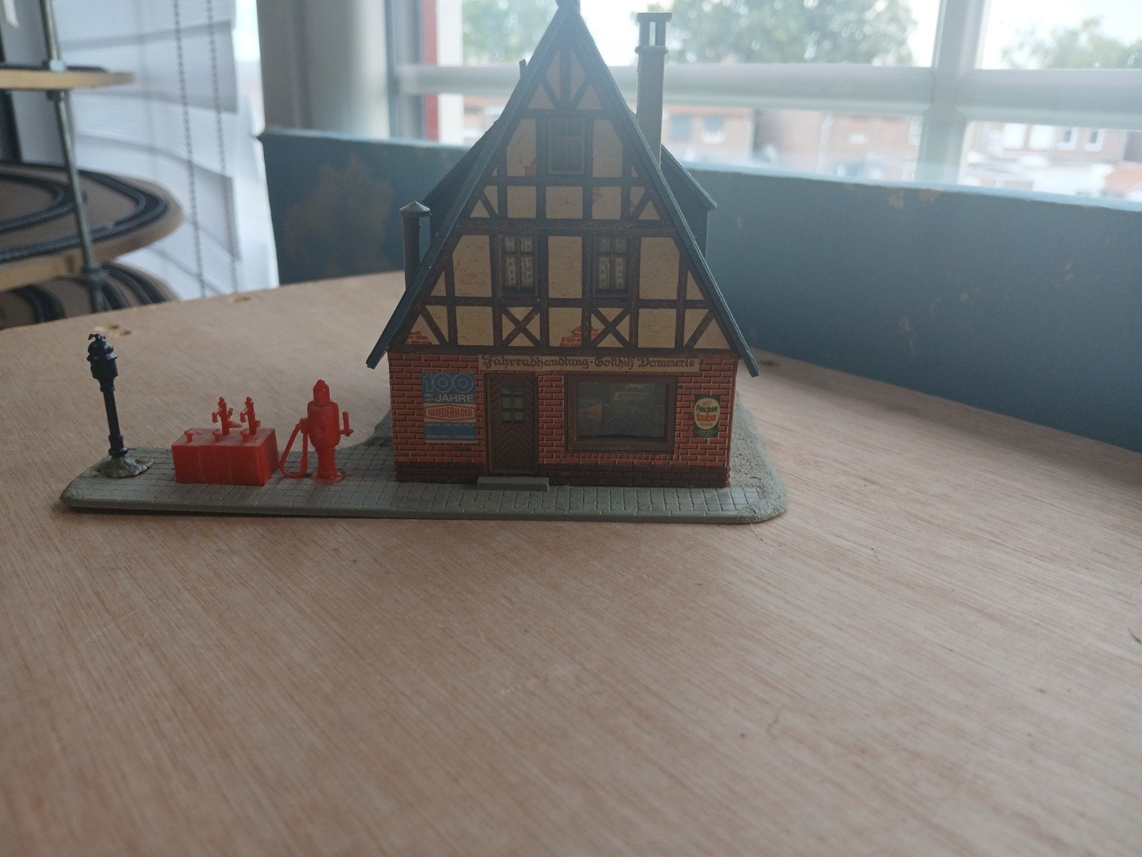 Faller Huis Tankstation en Winkel voor HO Spoor, Hobby en Vrije tijd, Ophalen of Verzenden, Gebruikt, Brug, Tunnel of Gebouw, Overige merken