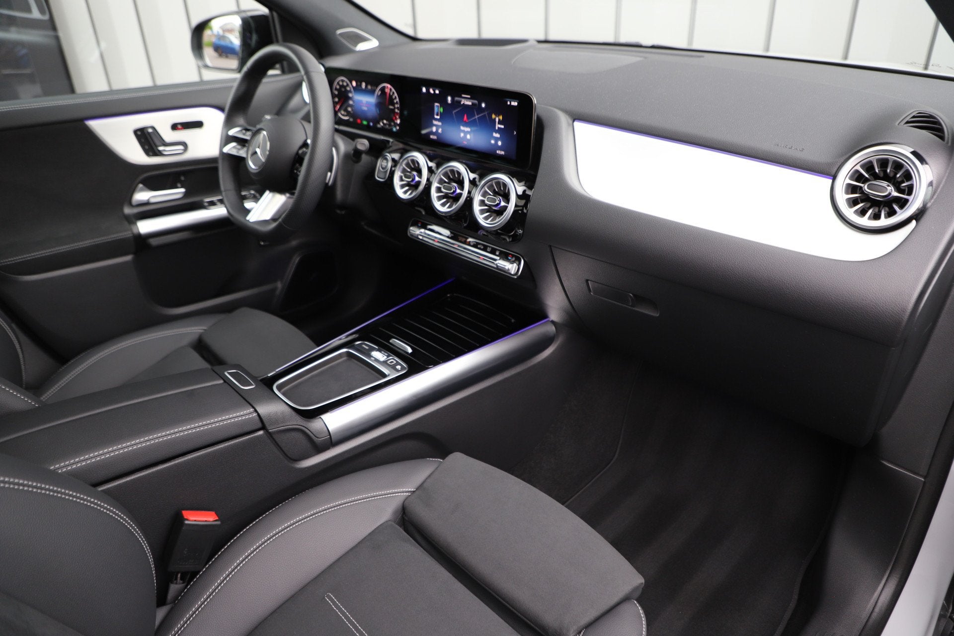 Mercedes-Benz GLA 250e AMG | 218PK | Head-up | Burmester | P, Auto's, Mercedes-Benz, Automatische klimaatregeling, Gebruikt, Zwart
