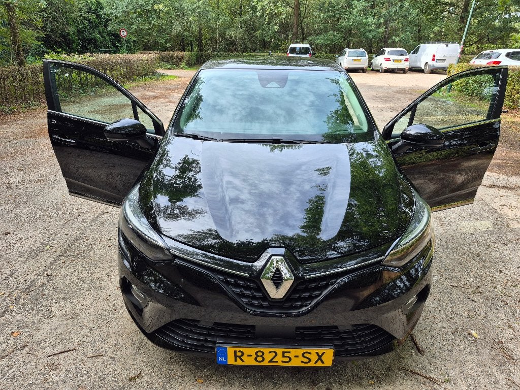 Renault Clio 1.0 TCe 90pk GPF 2021 Zwart, Voorwielaandrijving, 1057 kg, Leder en Stof, Particulier