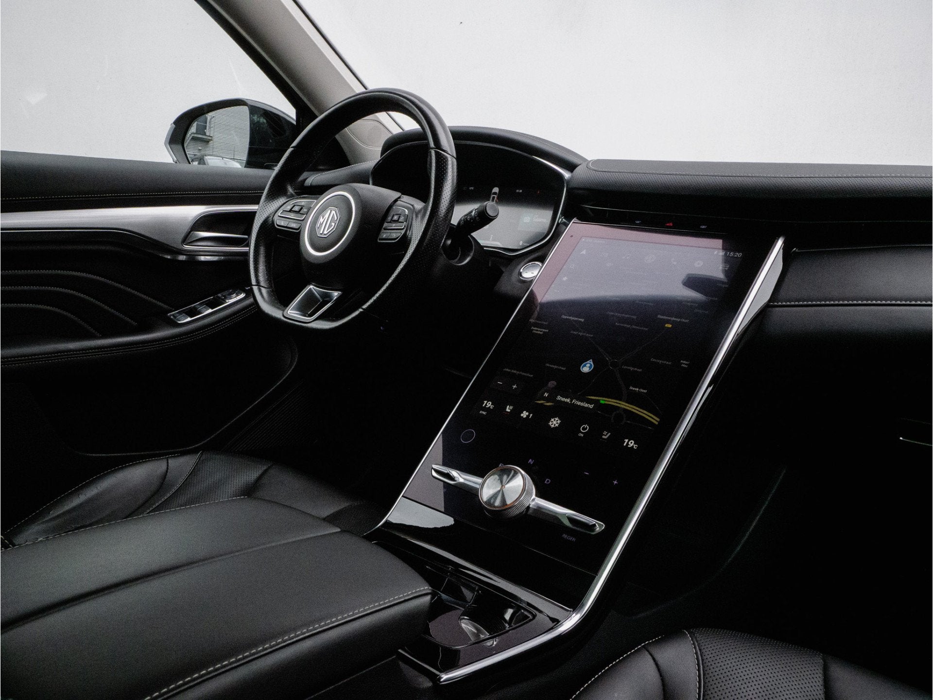 MG Marvel R Luxury 70 kWh SOH 95% Elek. panoramadak/ 360 cam, Auto's, Automaat, Gebruikt, Met garantie (alle), 179 pk