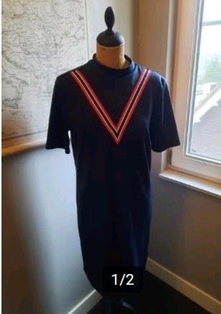 Noisy May, donkerblauwe sportieve jurk, Blauw, Maat 42/44 (L), Ophalen of Verzenden, Zo goed als nieuw