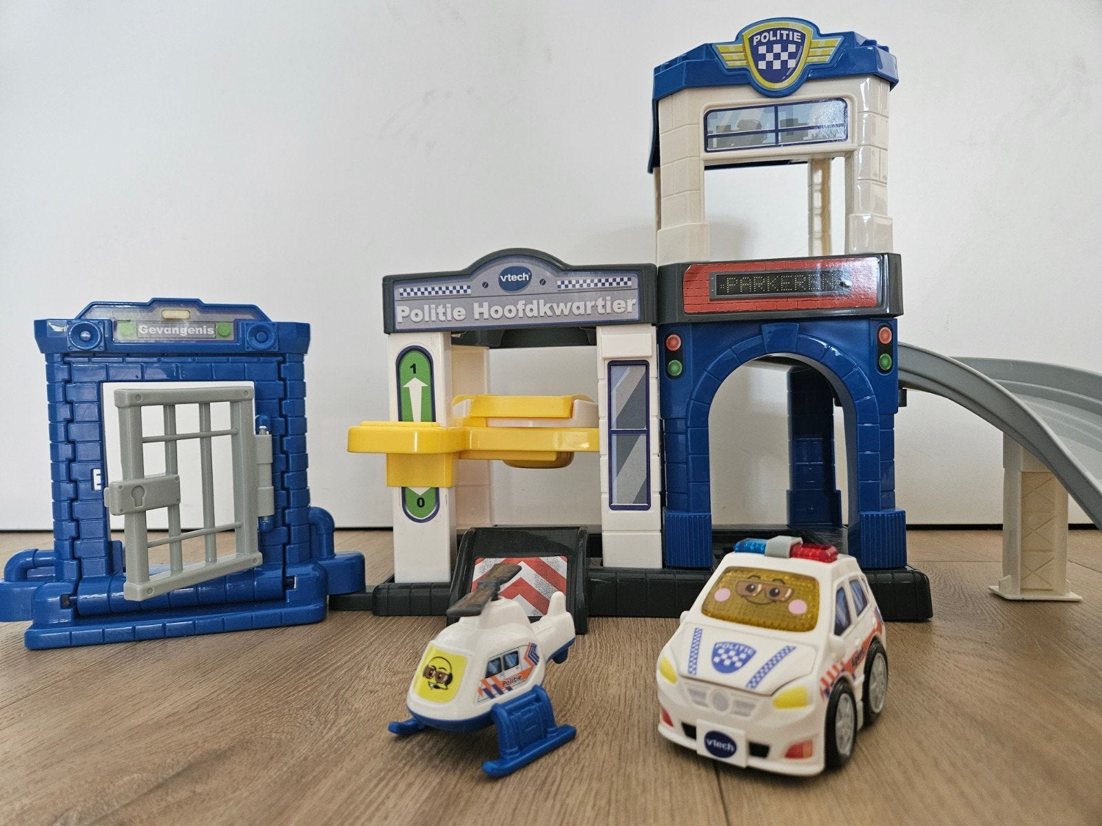 VTech Toet Toet auto politiebureau, Ophalen, Zo goed als nieuw, 2 tot 4 jaar