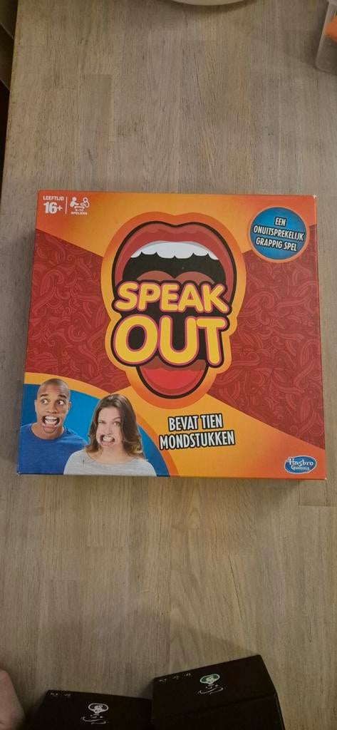 Speak Out - Hilarisch Partyspel!, Hobby en Vrije tijd, Gezelschapsspellen | Bordspellen, Vijf spelers of meer, Ophalen of Verzenden