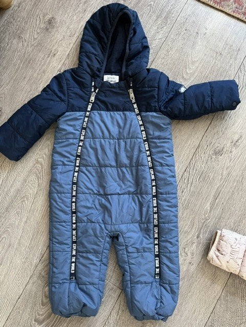 Skipak maat 86 - Explore the world -  C&A, Kinderen en Baby's, Babykleding | Maat 86, C&A, Jongetje of Meisje, Ophalen of Verzenden