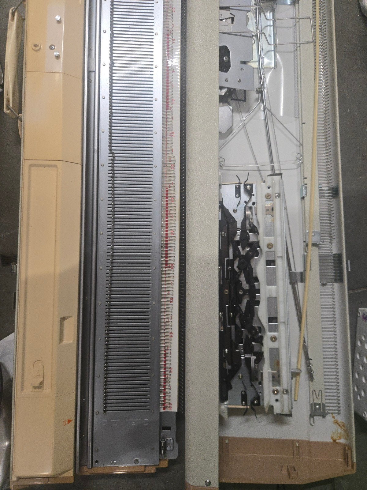 Brother Colour Changer KRC-830 en brother Breimachine, Info@brother.nl, Ophalen of Verzenden, Brother, Toebehoren