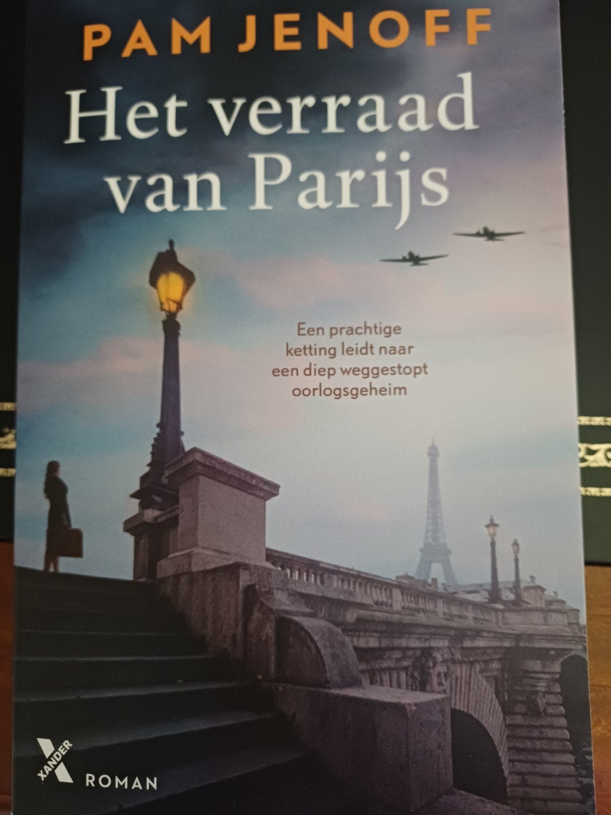 Het verraad van Parijs - Pam Jenoff - Roman2025, Ophalen of Verzenden, Zo goed als nieuw, Pam Jenoff, Nederland